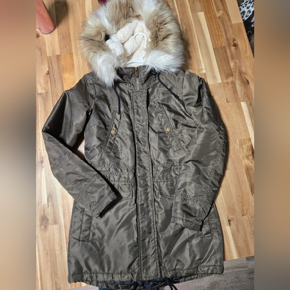NWOT American Rag Olive Green Parka with Faux Fur Quilted Size XS $165 MSRP